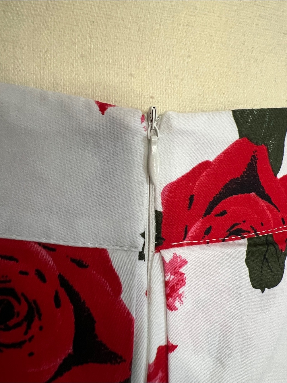 White Midi Skirt with Red Rose Print - Picture 5 of 8